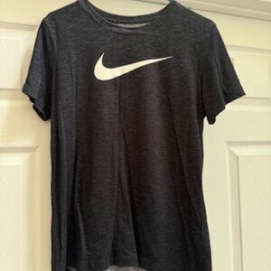 Women's Black Nike Short Sleeve T-Shirt Size Medium